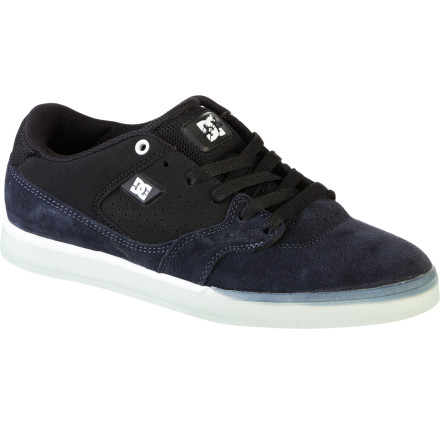 Dc Shoes Cole Signature Round Toe Suede Skate Shoe Dc Shoes Cole Signature Round Toe Suede Skate Shoe