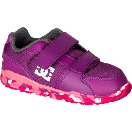 Dc baby girl shoes Whether you are parents of infants, boys, or girls, humorrmundiall.ga makes shopping for kids' shoes easy with free shipping and the best discounts. Children grow fast and need a variety of footwear, so we have your needs covered for all different ages.