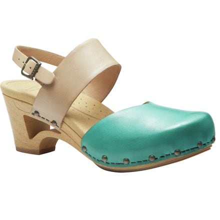 hiking sandals women closed toe