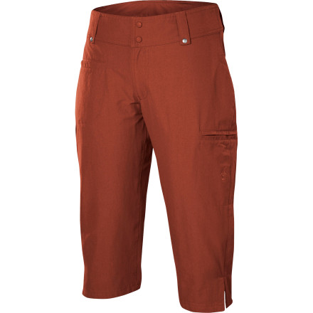 Isis Zola Capri