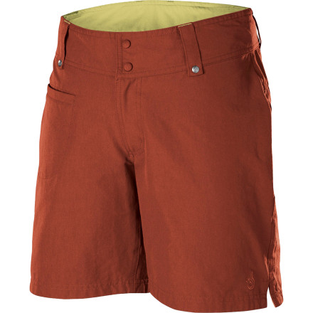 Isis Zola Short