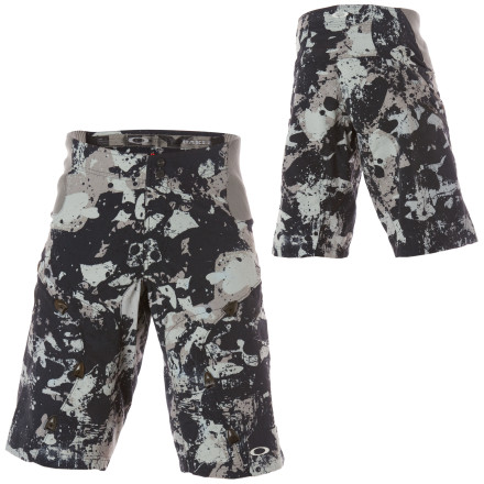 Oakley Feature Mountain Bike Short - Men's  - 2007