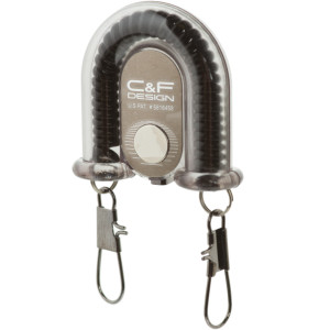 2-in-1 Retractor with Fly Catcher