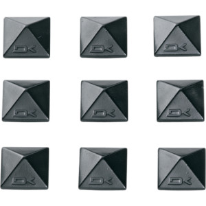 DAKINE Pyramid Studs
