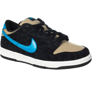 Dunk Low Skate Shoe - Women's