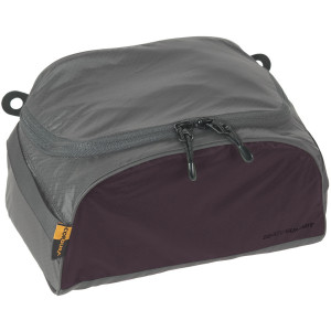 Travelling Light Toiletry Cell