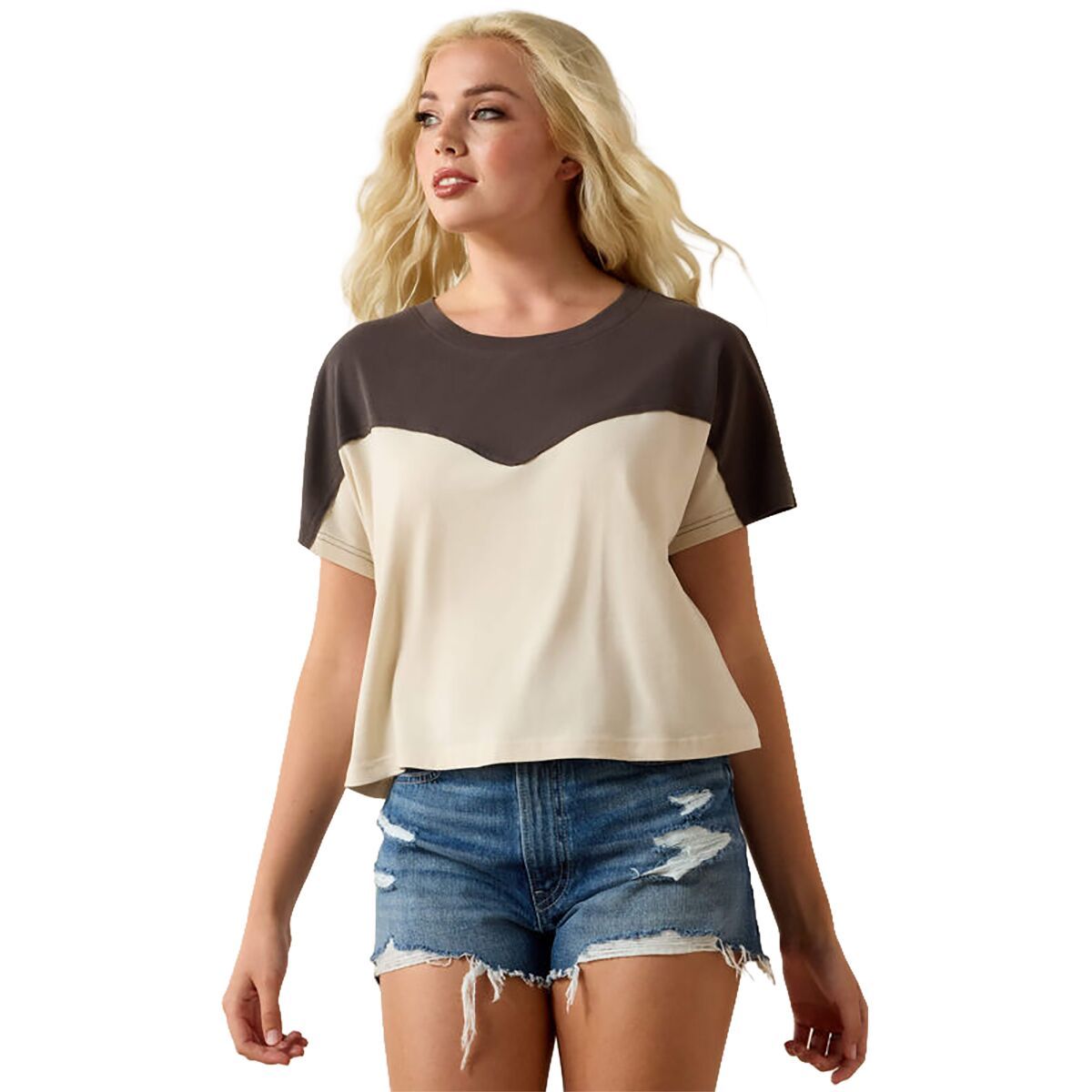 Image of Ariat Lucky Yoke Crop T-Shirt - Women's Summer Sand/Raven, M