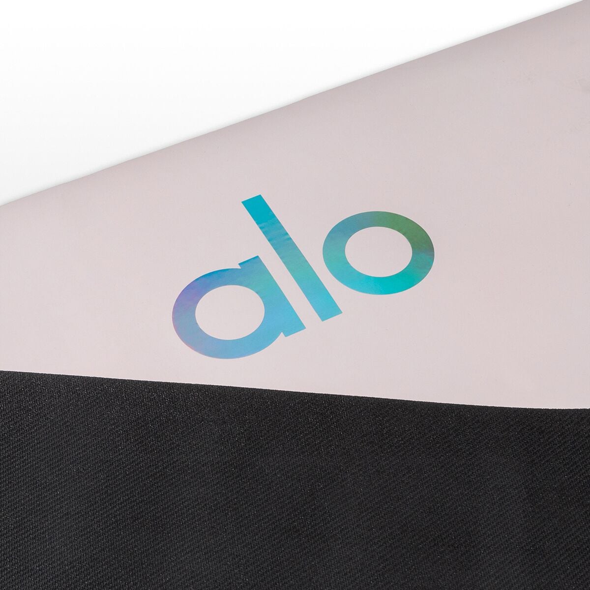 ALO Ambient Logo Bra – Leisure Social