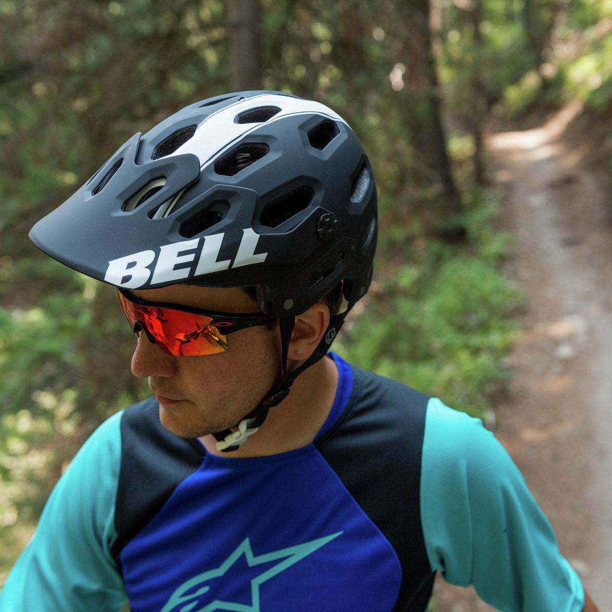 bike helmet vintage Low Profile Motorcycle 041723event Pattern:Raven Crosshatch Hydration Pack Insulated Drink Whether you are navigating
