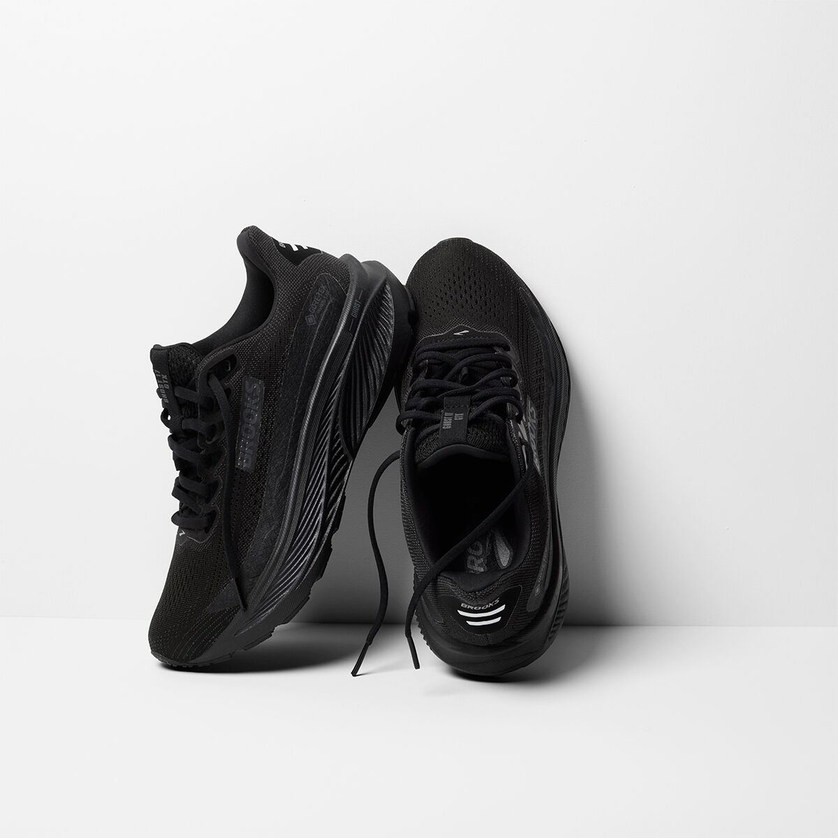 Brooks Ghost 17 GTX Running Shoe - Men's - Footwear