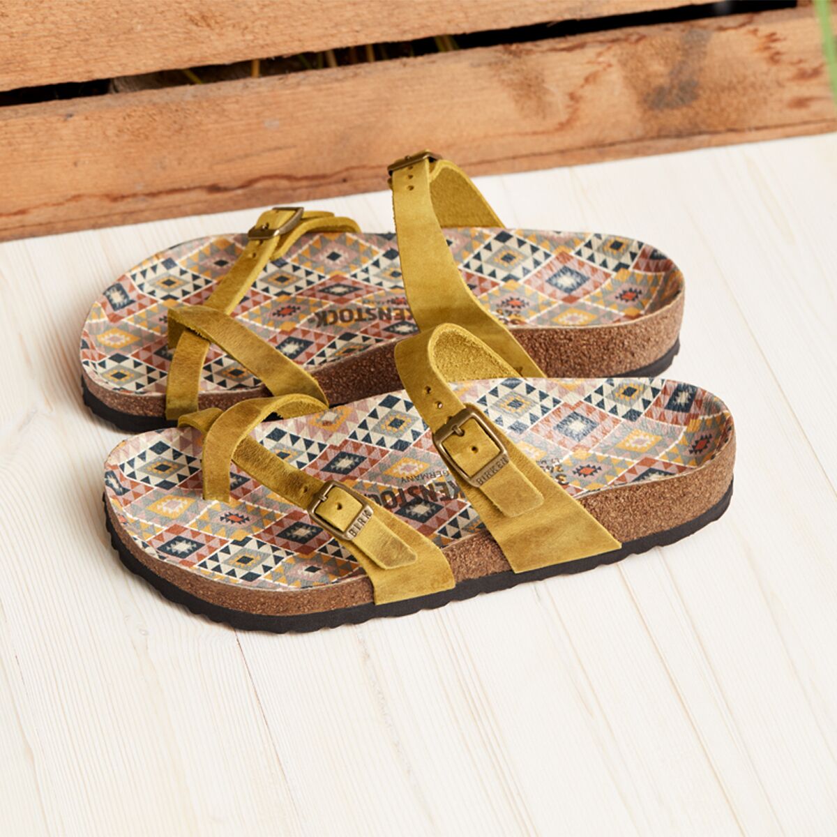 Birkenstock mayari 2025 floral