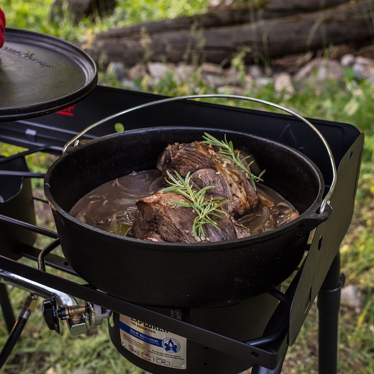 Camp Chef Deluxe 12-Quart Dutch Oven - Hike & Camp