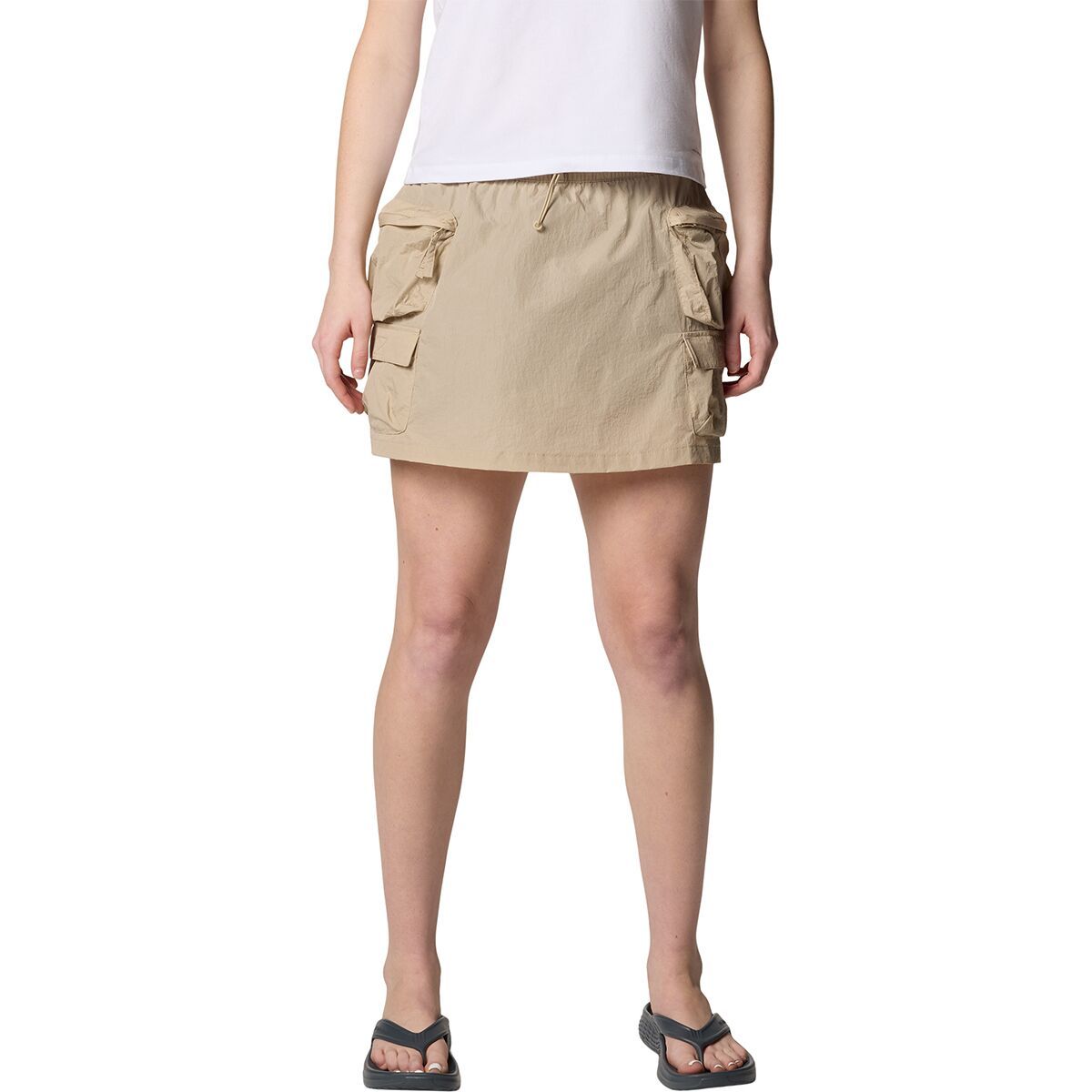 Image of Columbia Elevated View Cargo Skort - Women's Ancient Fossil/Ancient Fossil, XS