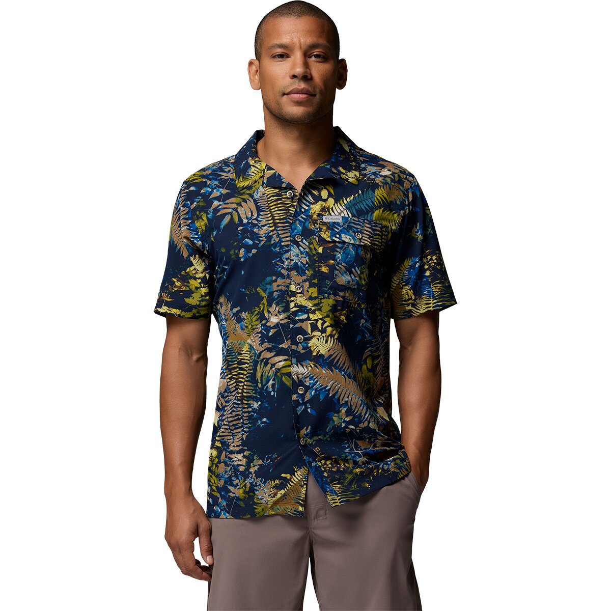 Image of Columbia Tech Trail Utility Printed Woven Short-Sleeve Shirt - Men's Mountain Blue/Geofern Greenscape, S