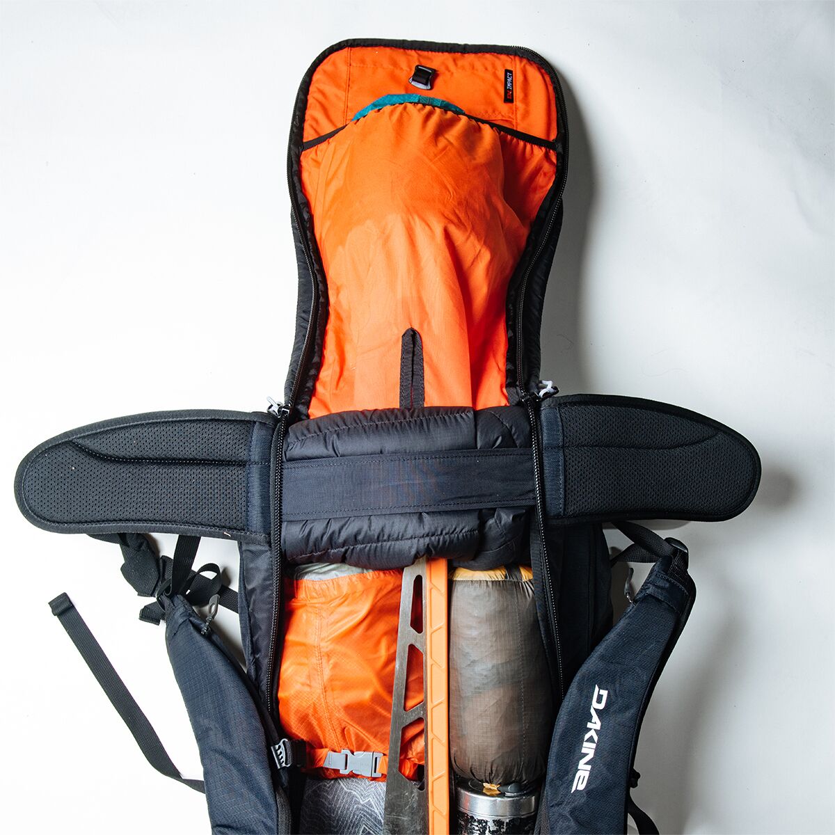 DAKINE Poacher 40L Backpack Ski