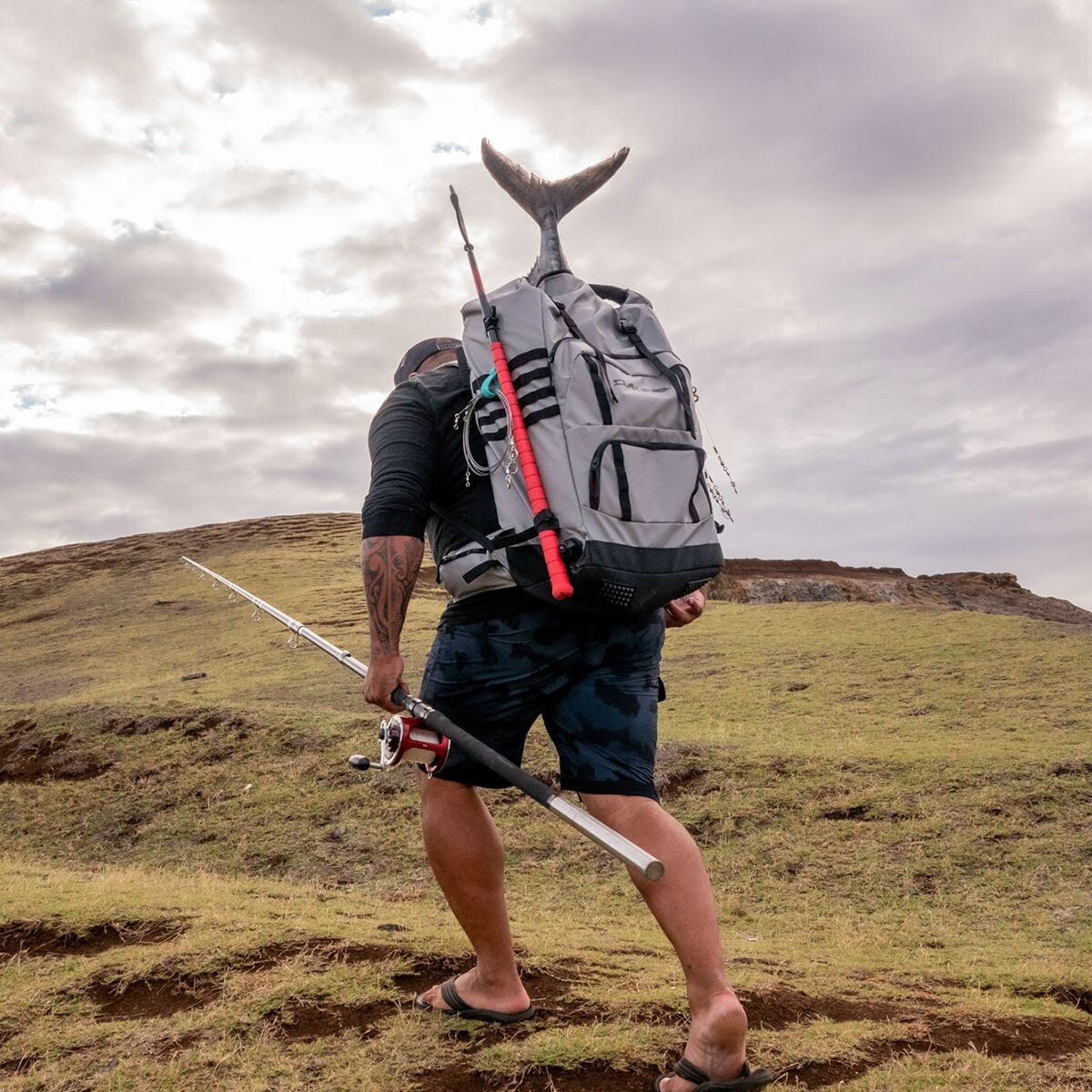 DAKINE Ulua 60L Fish Pack Travel