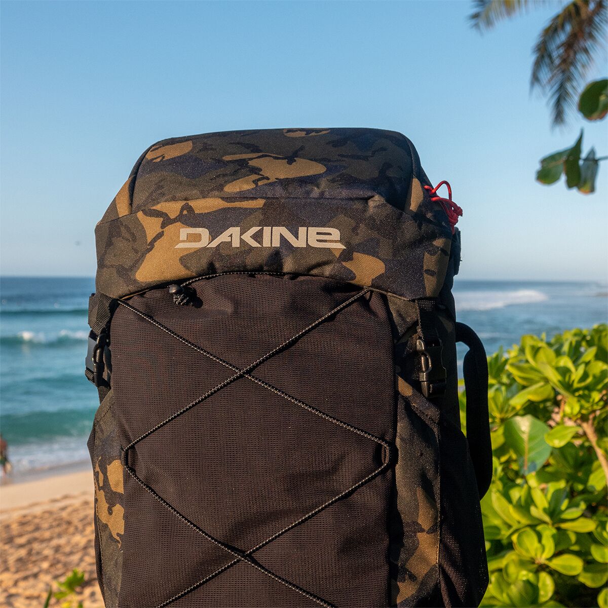 DAKINE Mission Surf Dlx Wet/Dry 40L Backpack - Surf