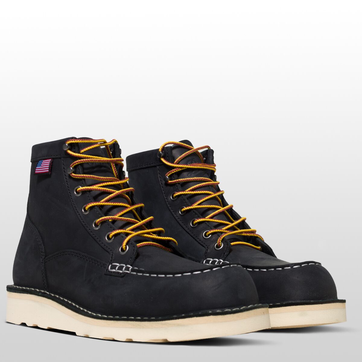 Bull run sales moc toe black