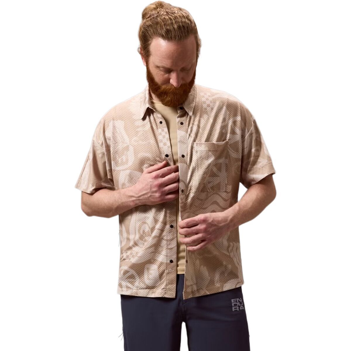 Image of Endura Alltrack Ride Short-Sleeve Resort Shirt - Men's Sand, L