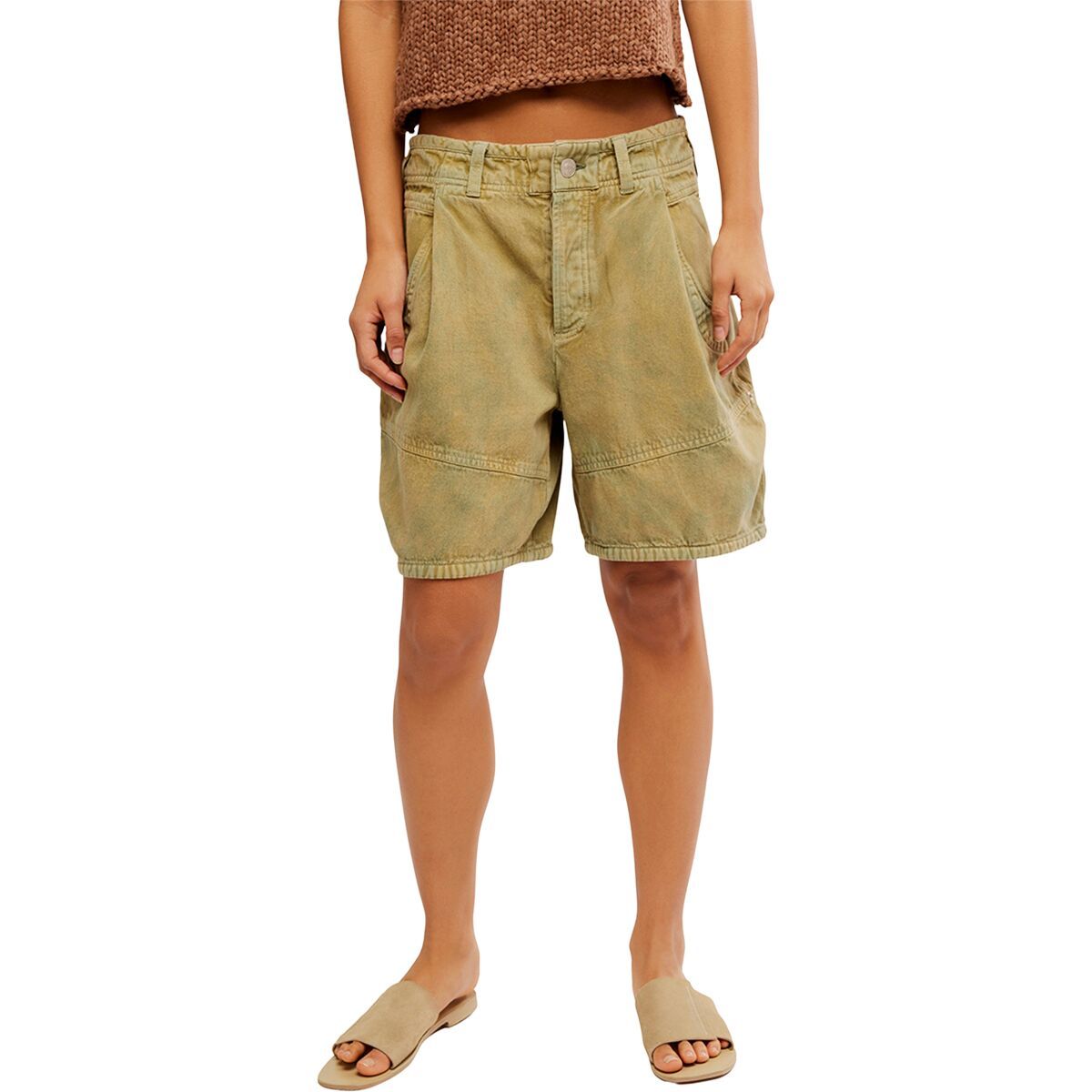 Image of Free People Wild Rebel Barrel Short - Women's Outlaw Taupe, 4