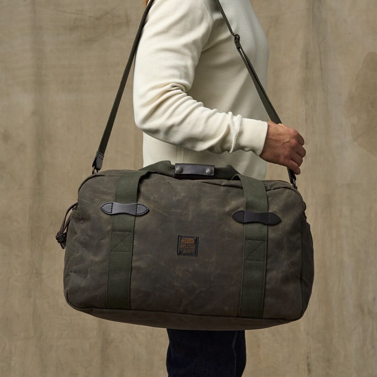 Filson Tin Cloth Medium Duffle Bag - Accessories