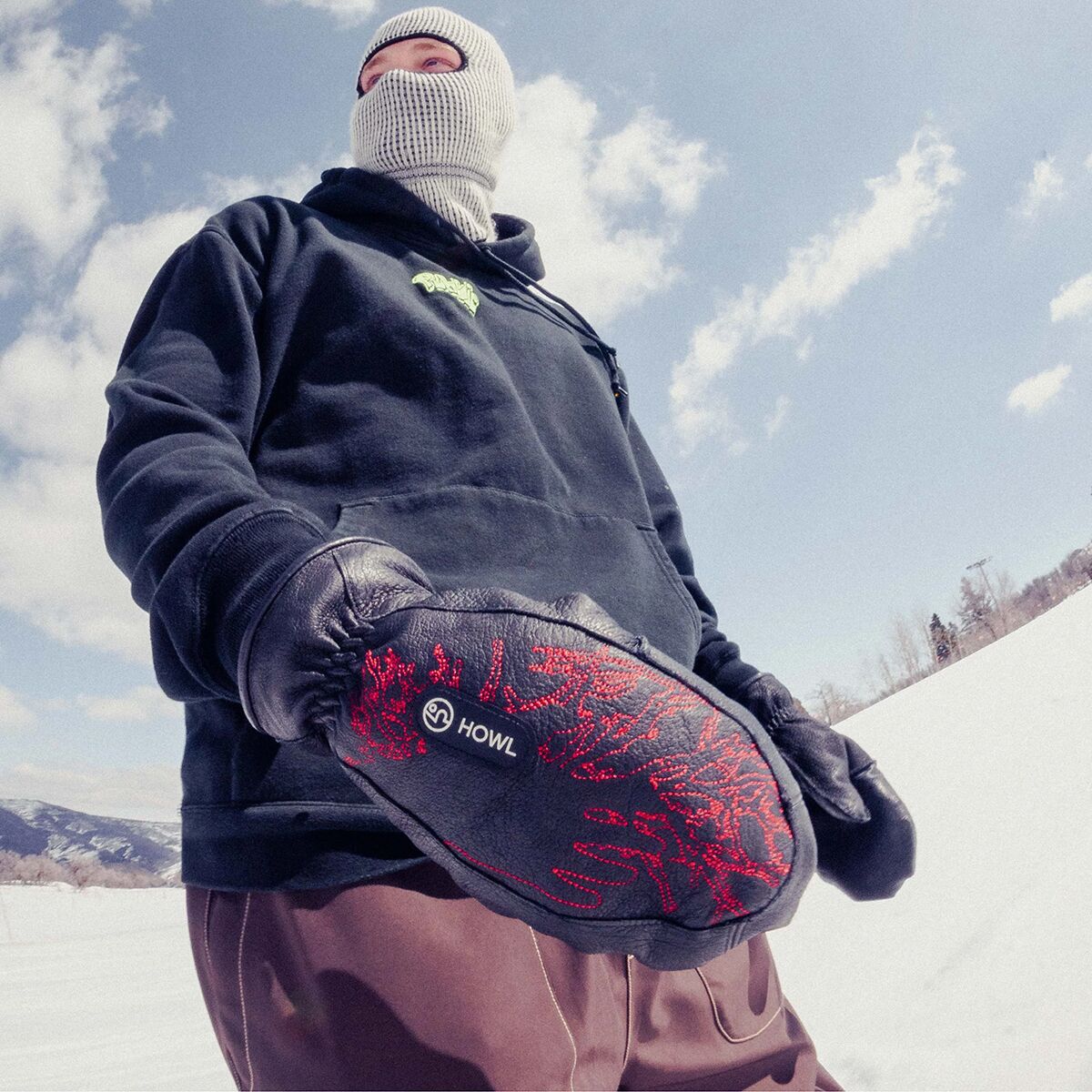 HOWL Public X Highland Mitt - Accessories