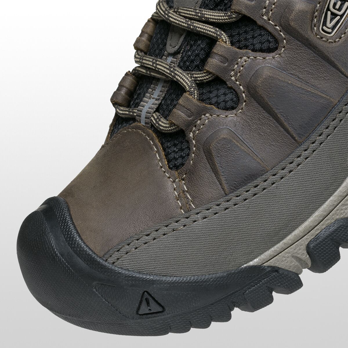 men's targhee iii waterproof wide hiking shoes