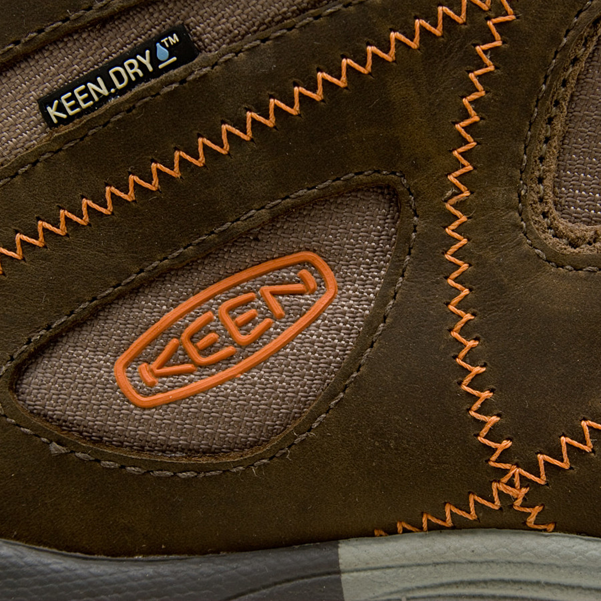 KEEN Genoa Peak Mid WP Hiking Boot - Women's - Footwear, image size:1200x1200