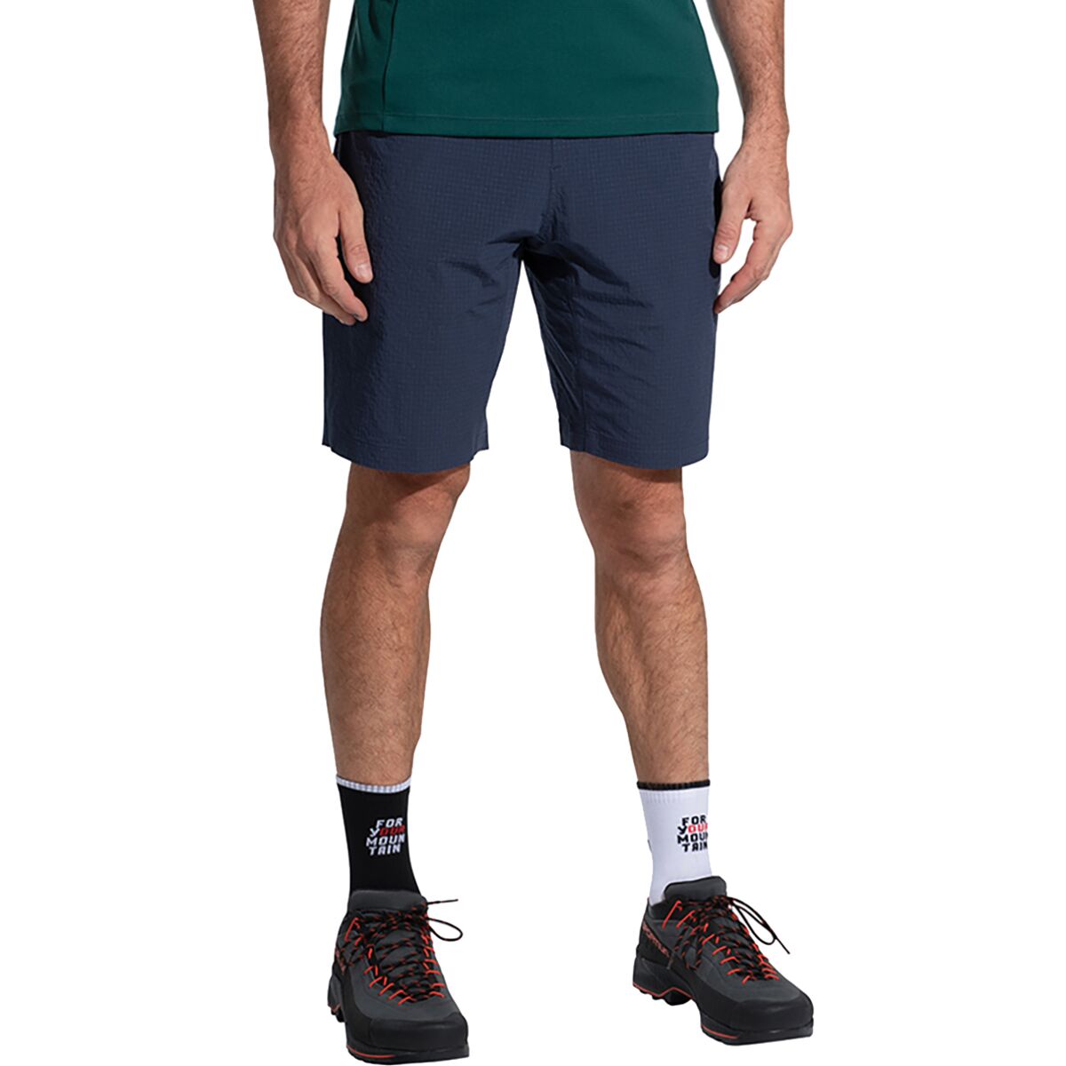 Image of La Sportiva Helixir Short - Men's Night Sky/Chalk, M
