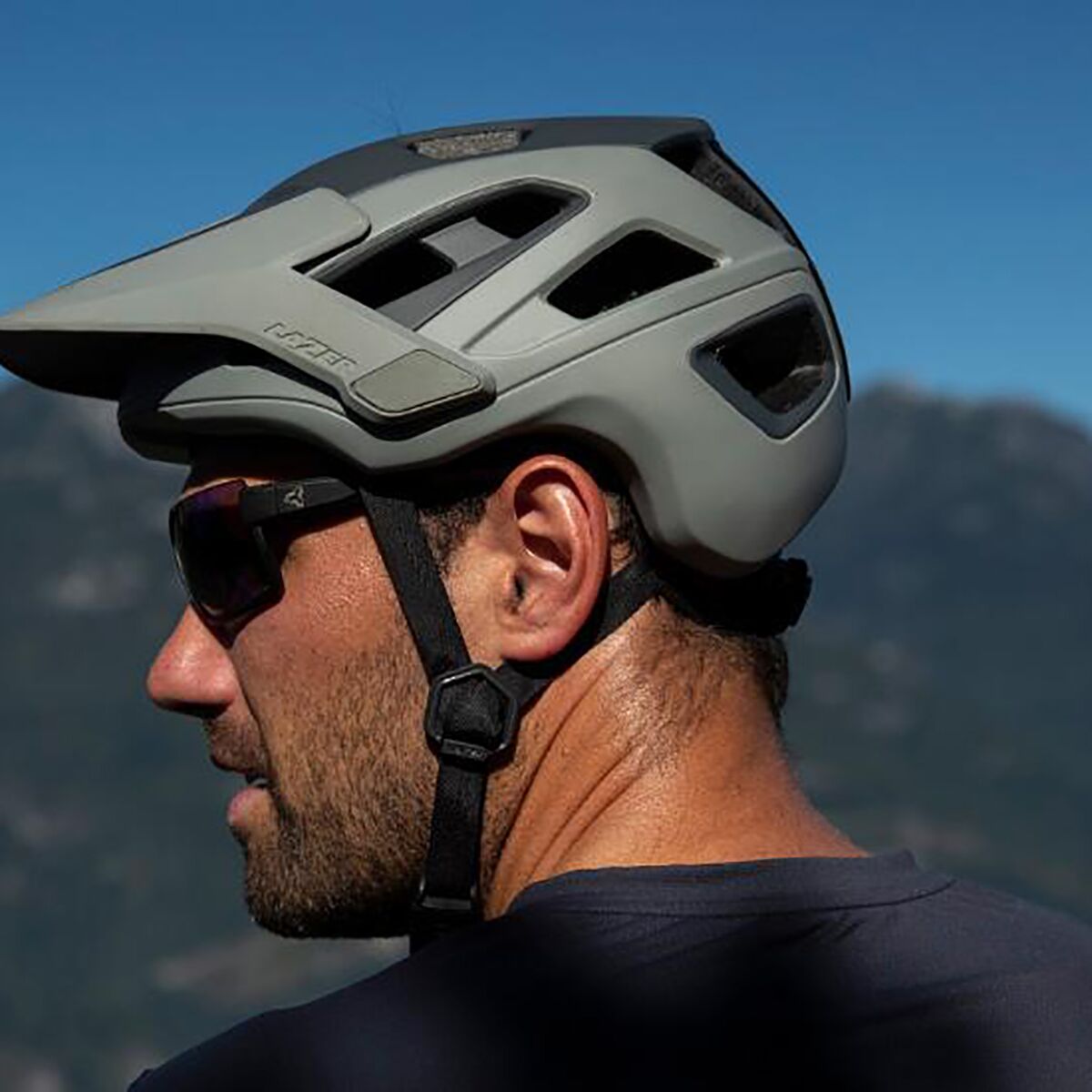 Lazer Jackal MIPS Helmet - Bike