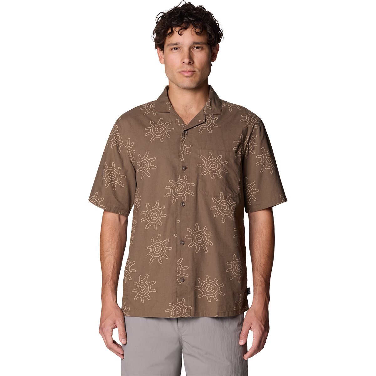 Image of Mountain Hardwear Cottonwood Camp Lite Short-Sleeve Shirt - Mens' Tierra Suns Print, S