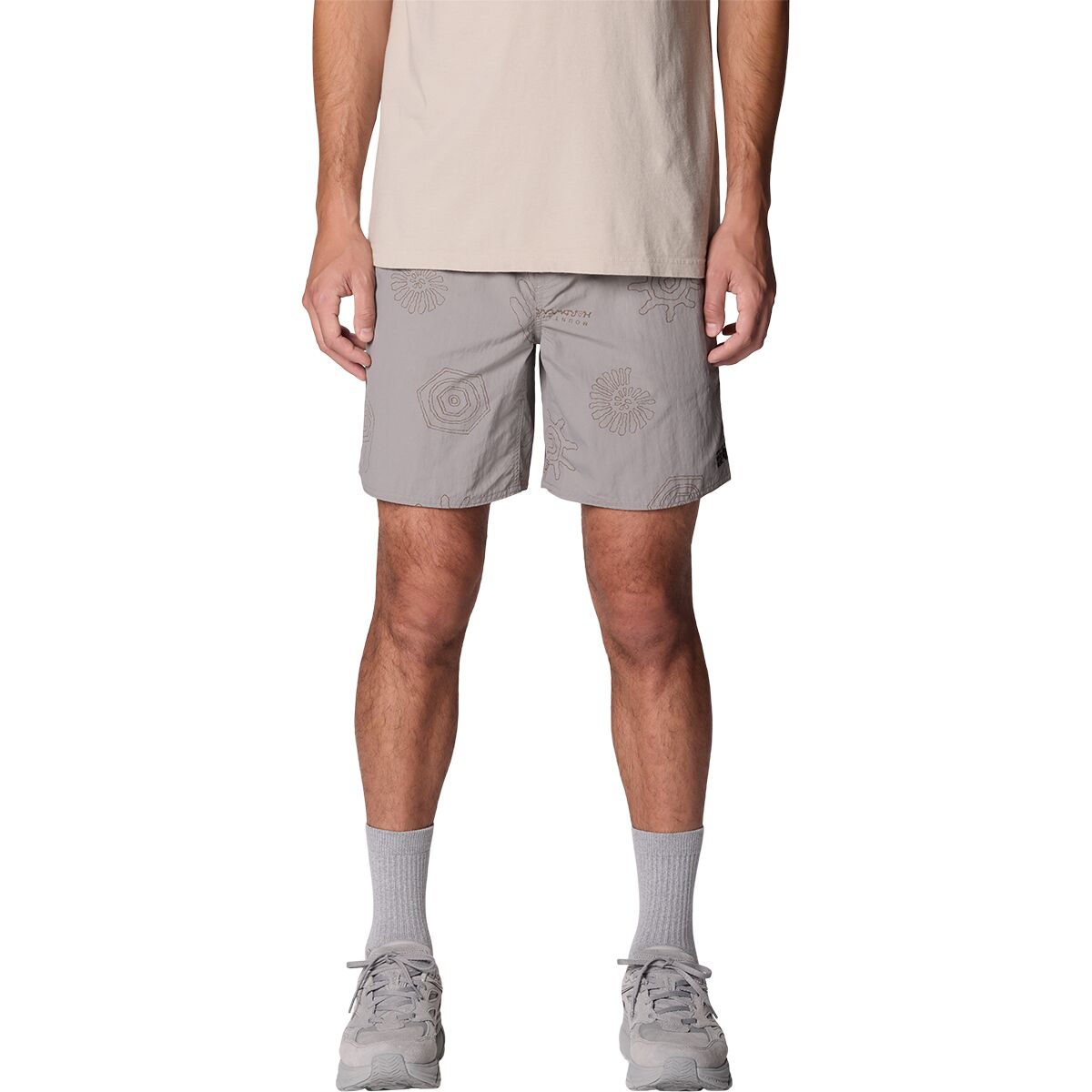 Image of Mountain Hardwear Stryder 5in Short - Men's Approaching Storm Screens Print, XL