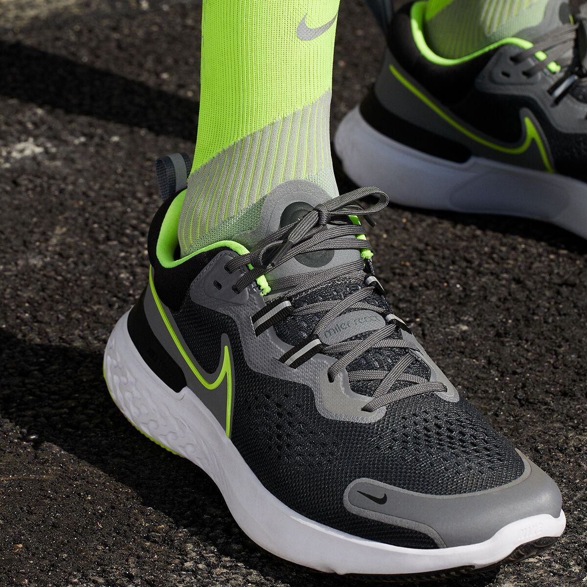 Nike miler best sale react