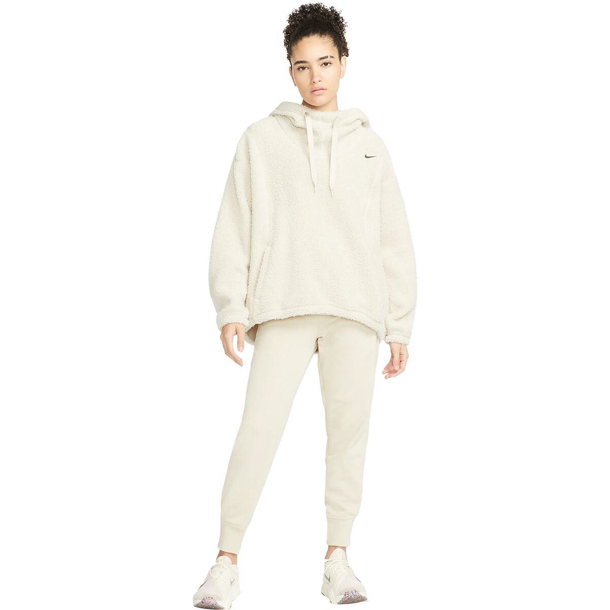 Nike therma training clearance hoodie womens