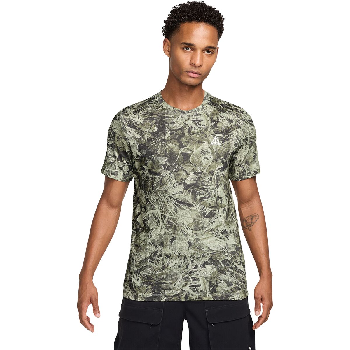 Image of Nike ACG Dri-FIT UTMB Print Short-Sleeve Shirt - Men's Sail, S