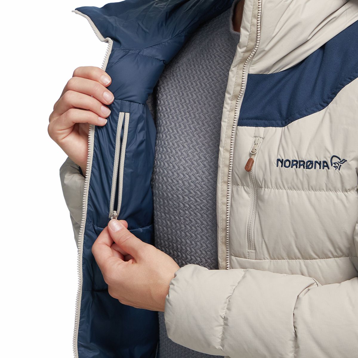 Norrona tamok hot sale down jacket