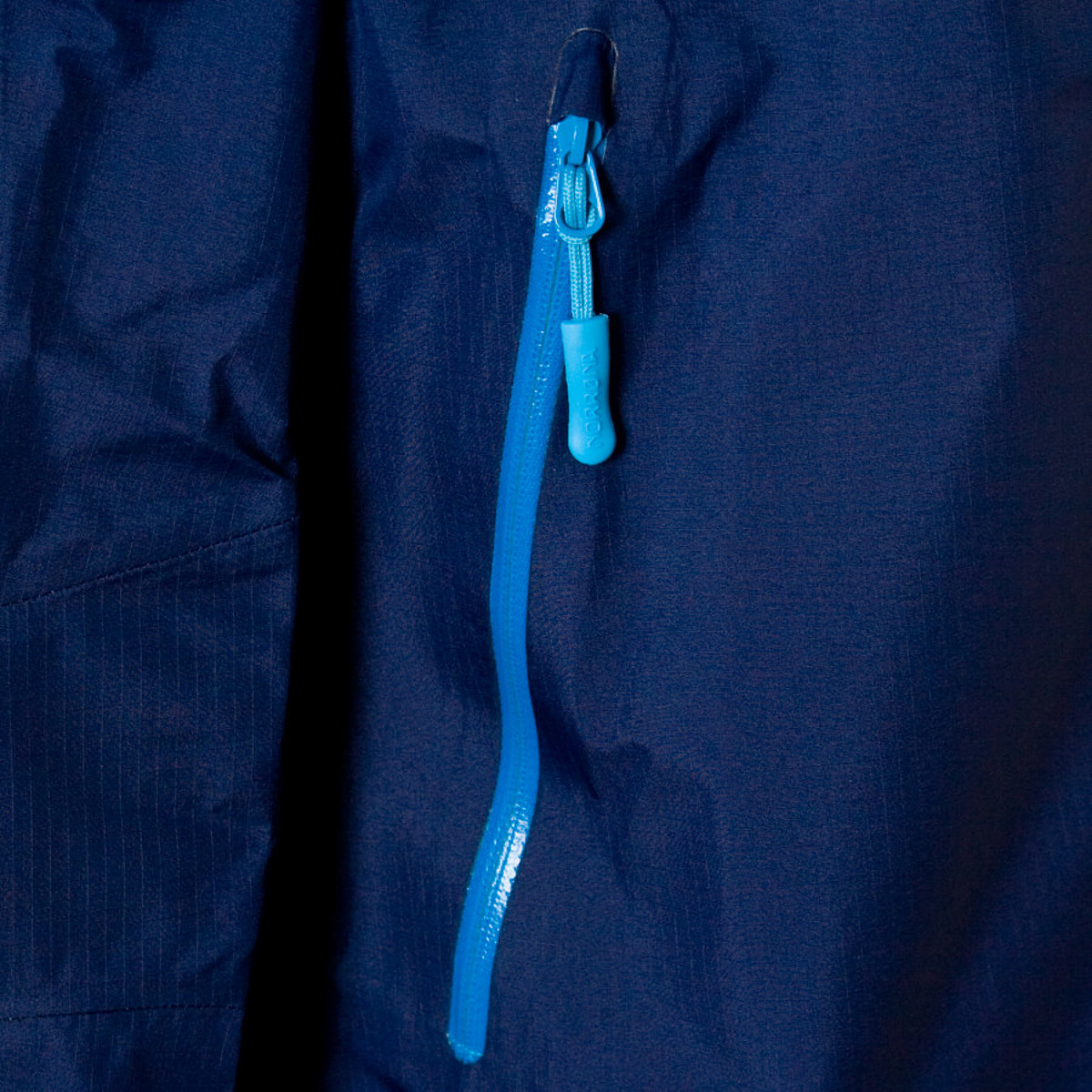 Veste Norrna Svalbard DRI3 Bleue - Imperméable à Capuche, Taille L, Style Médiéval Outdoor