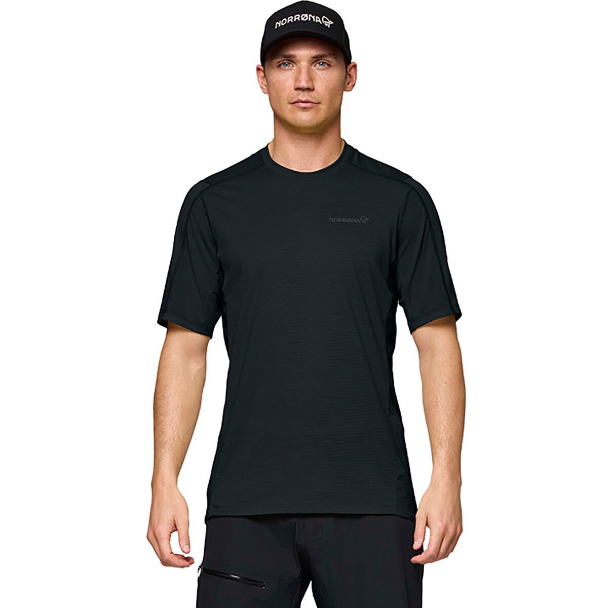 Image of Norrona Falketind EqualiserUll T-Shirt - Men's Caviar Black, S