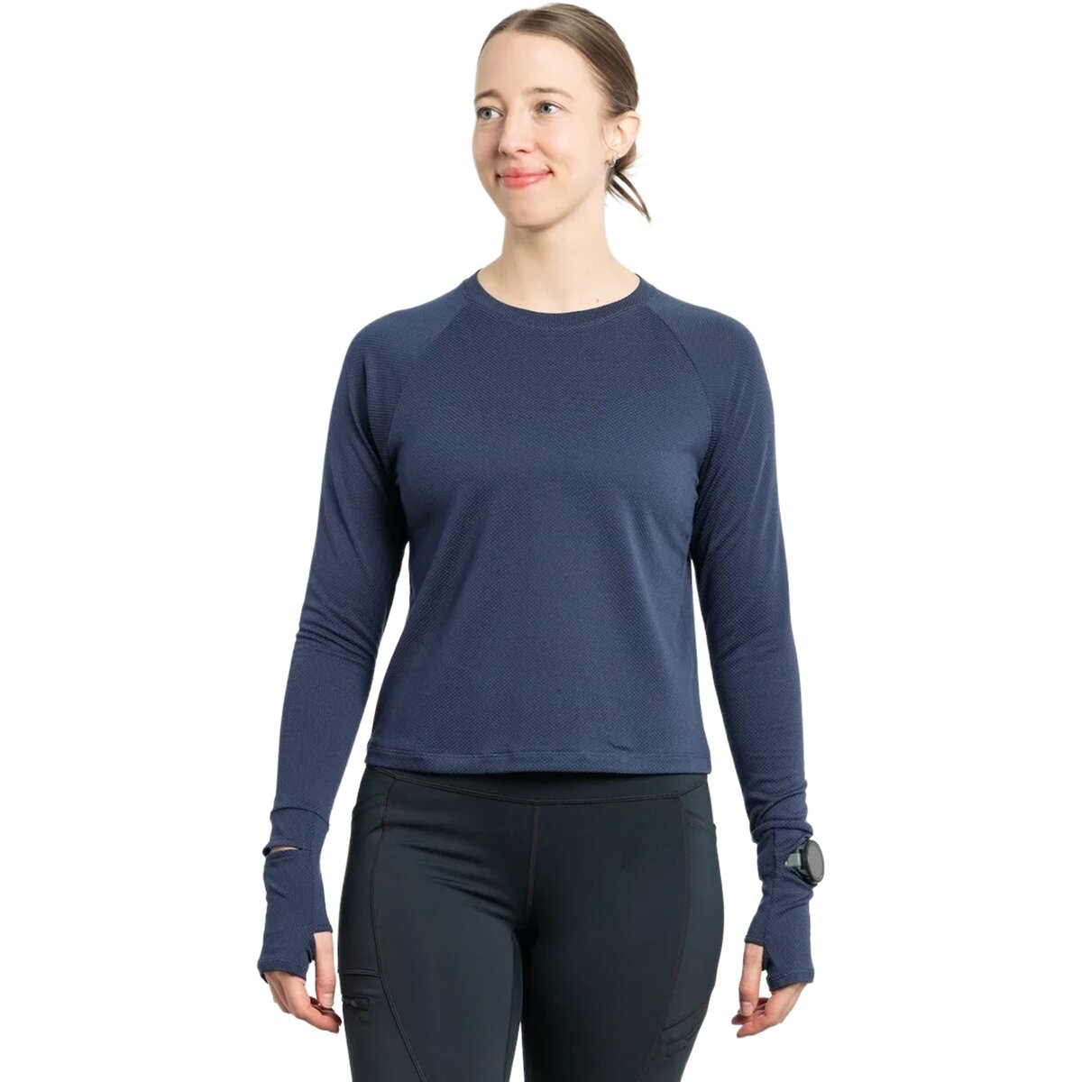 Image of Oiselle Flyout Boxy Long-Sleeve Shirt - Women's Ink Blue, S