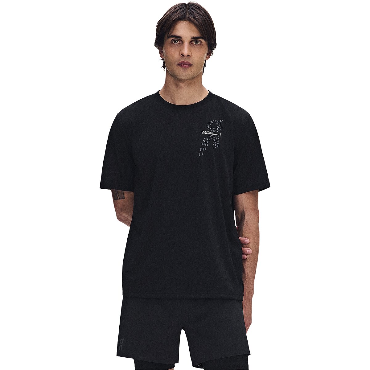 Image of On On Run T-Shirt - Men's Black, XL