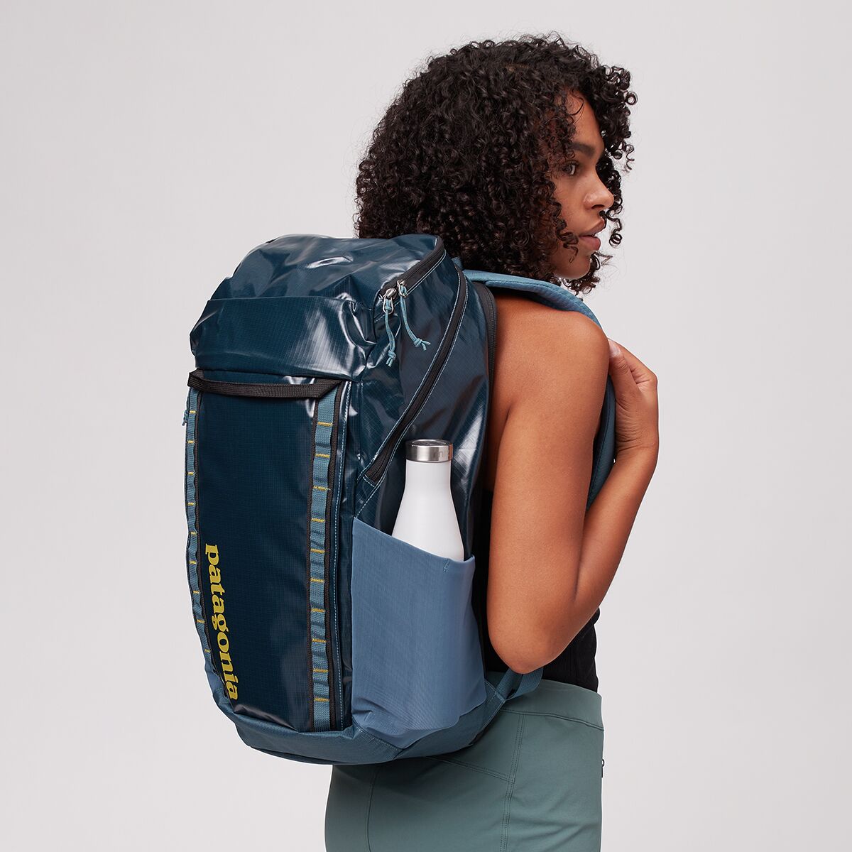 black hole backpack 32l