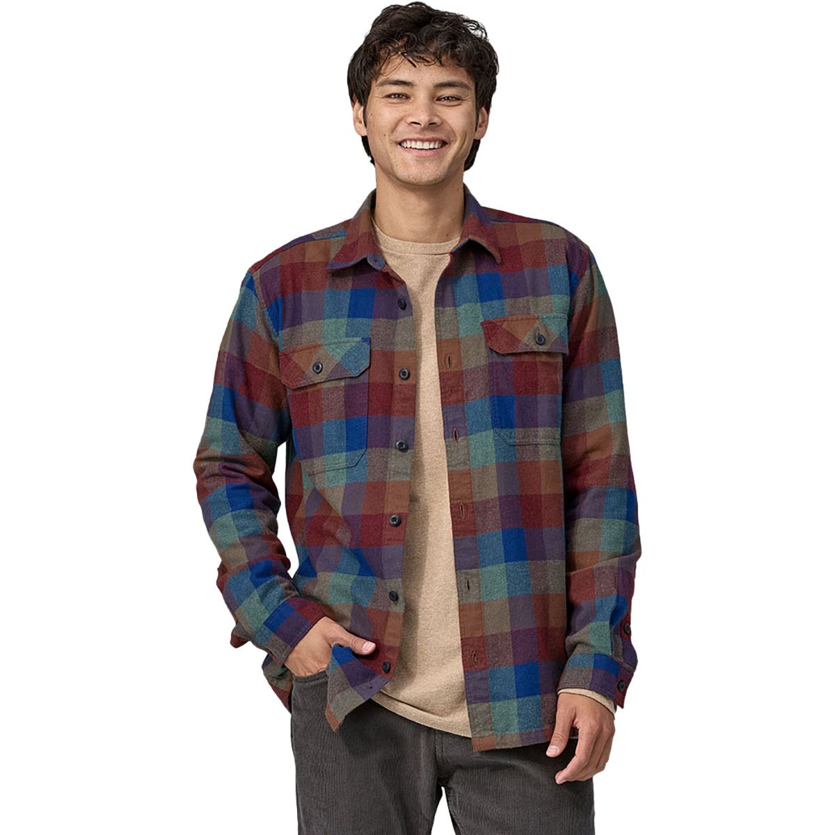 Patagonia Men's Long-Sleeved Organic Cotton Midweight Fjord Flannel Shirt Ice Caps: Belay Blue / S