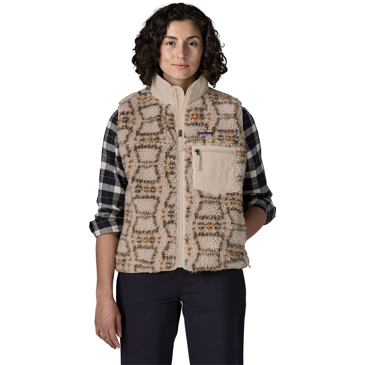 Image of Patagonia Classic Retro-X Vest - Women's Snowshoe Hare/Natural, S