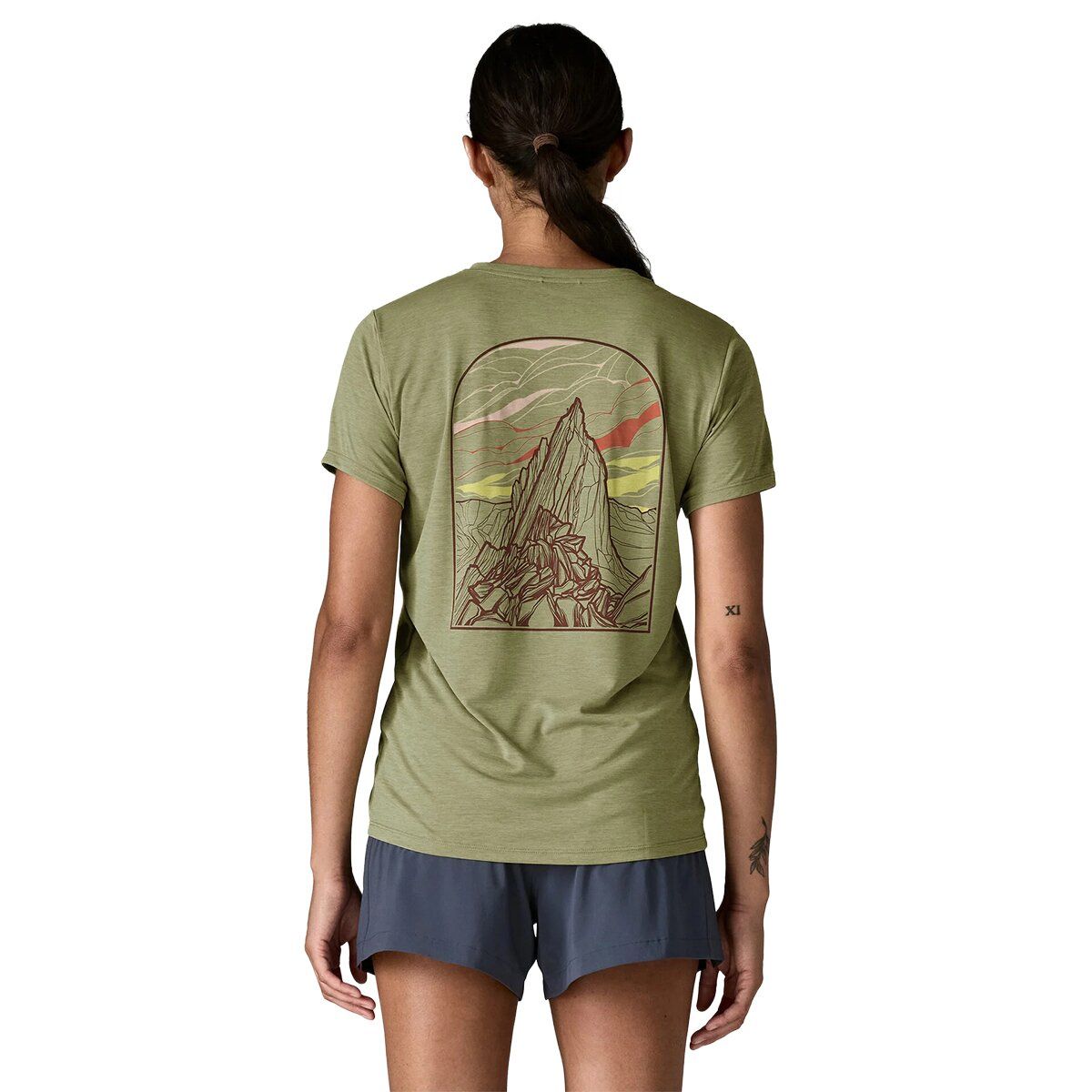 Image of Patagonia Capilene Cool Cloud Crag Daily Shirt - Women's Gumtree Green/Light Gumtree Green X-Dye, XL
