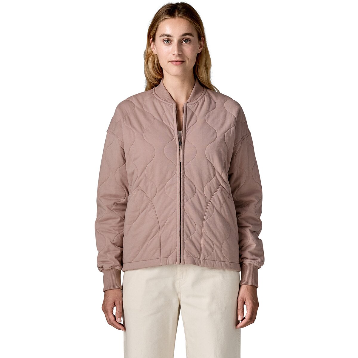 Image of Patagonia Daily Quilted Bomber Jacket - Women's Stingray Mauve, L