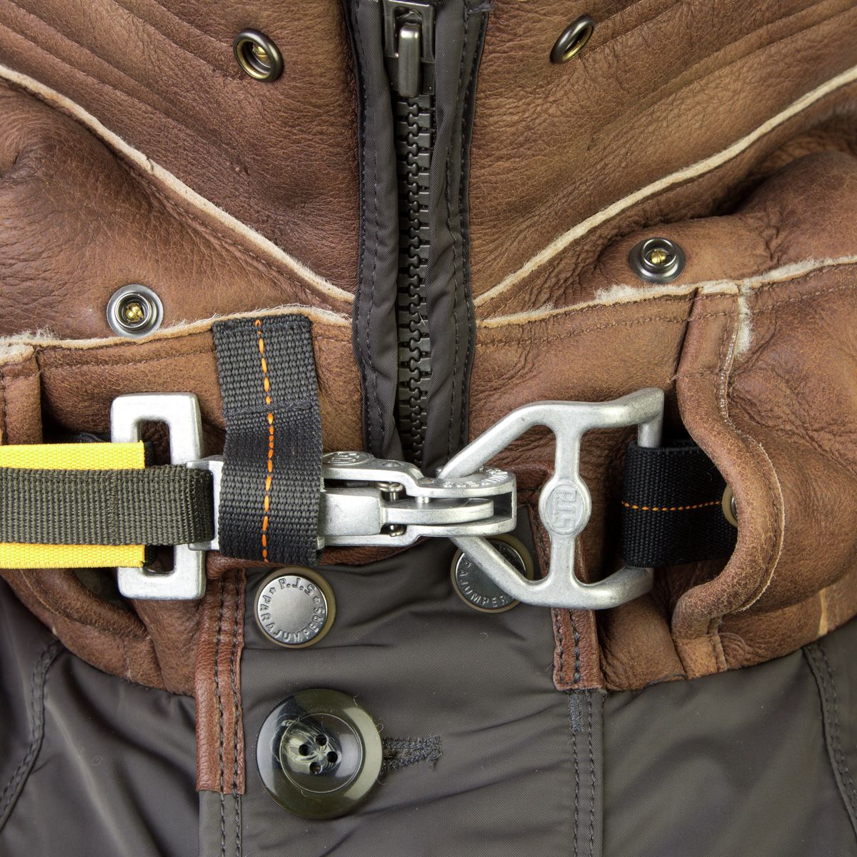 PARAJUMPERS｜ (CLINT (25SS-PMTSRE08-324)) CLINT BLACK | Parajumpers®