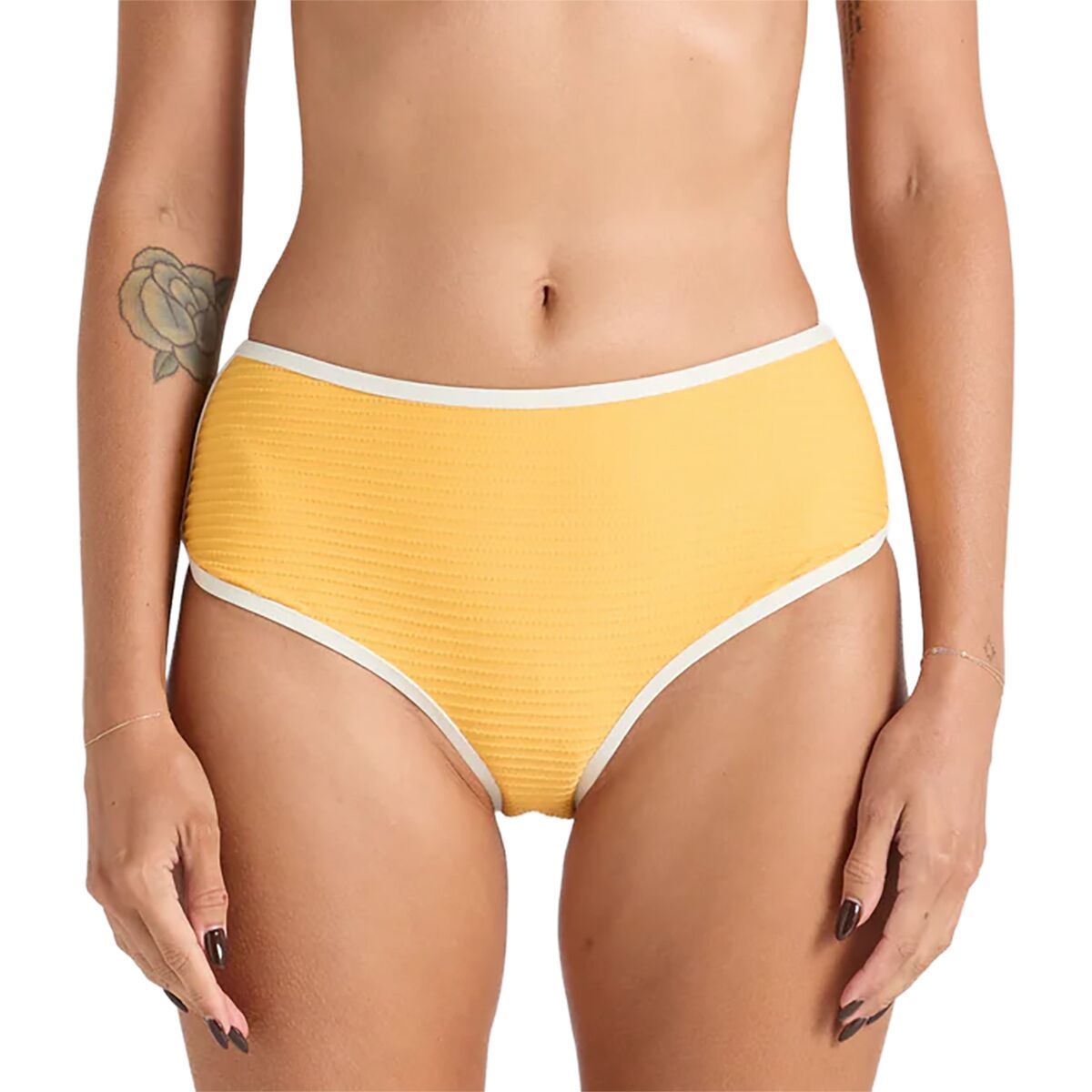 Image of Poolside Paradiso Poolside Scoop Side Bikini Bottom - Women's Sunshine, M/10