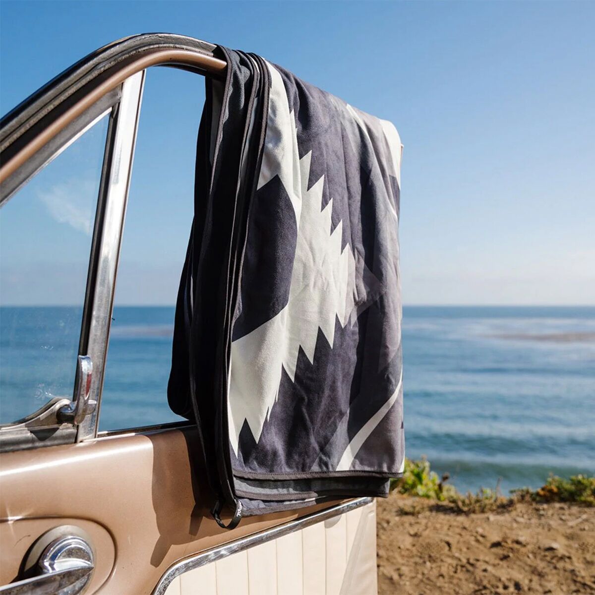 Rumpl Everywhere Towel - Accessories