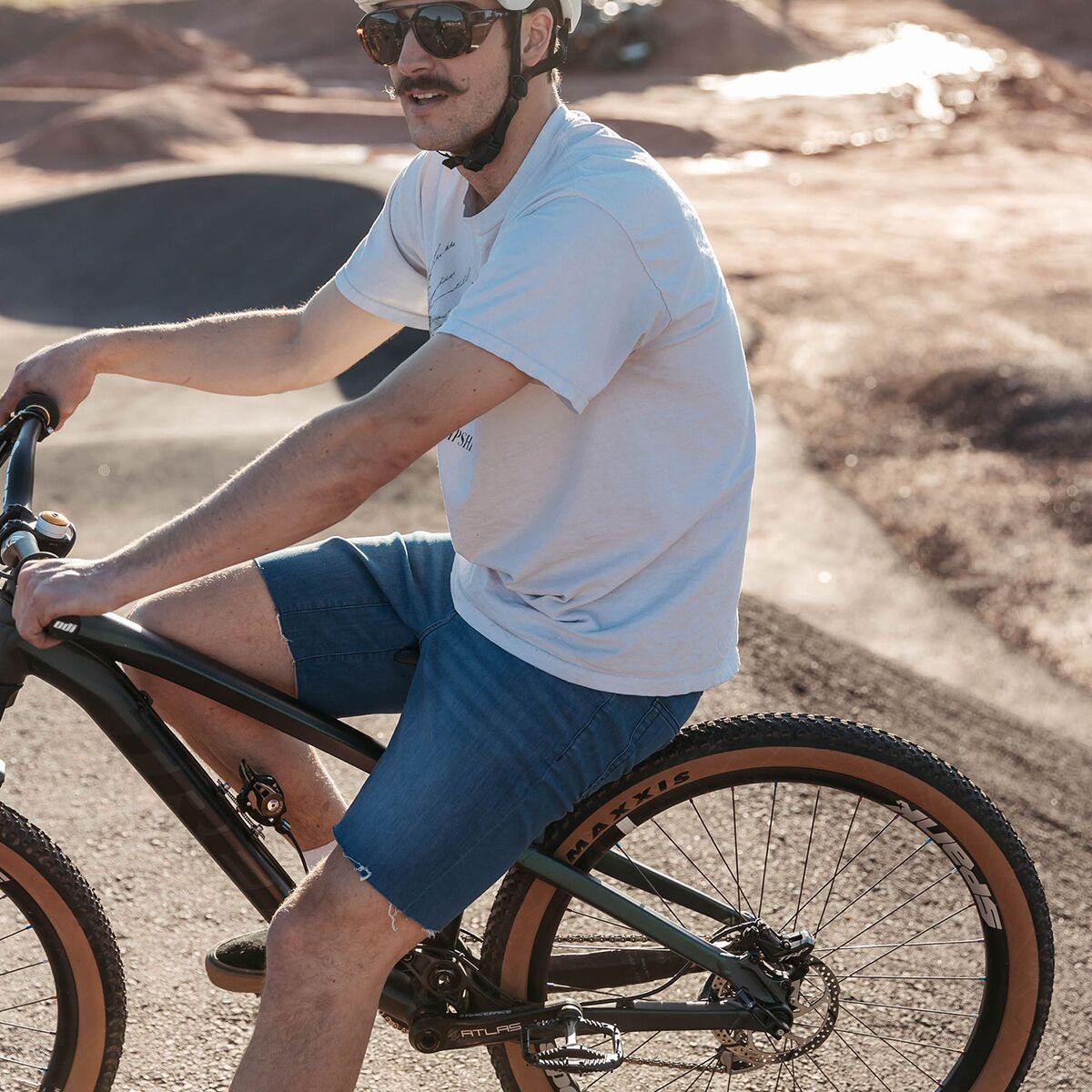 Ripton Contrast Pocket Cut Off Jorts V4 - Men's - Bike