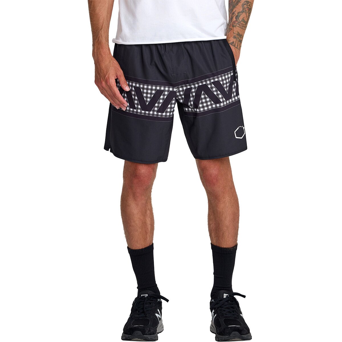 Image of RVCA Hawaii Yogger Stretch 17in Short - Men's Black White, S